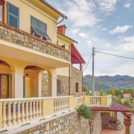 Nyaraló La Perla Castiglione Chiavarese