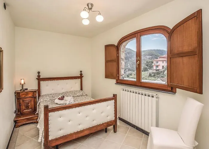 La Perla Castiglione Chiavarese